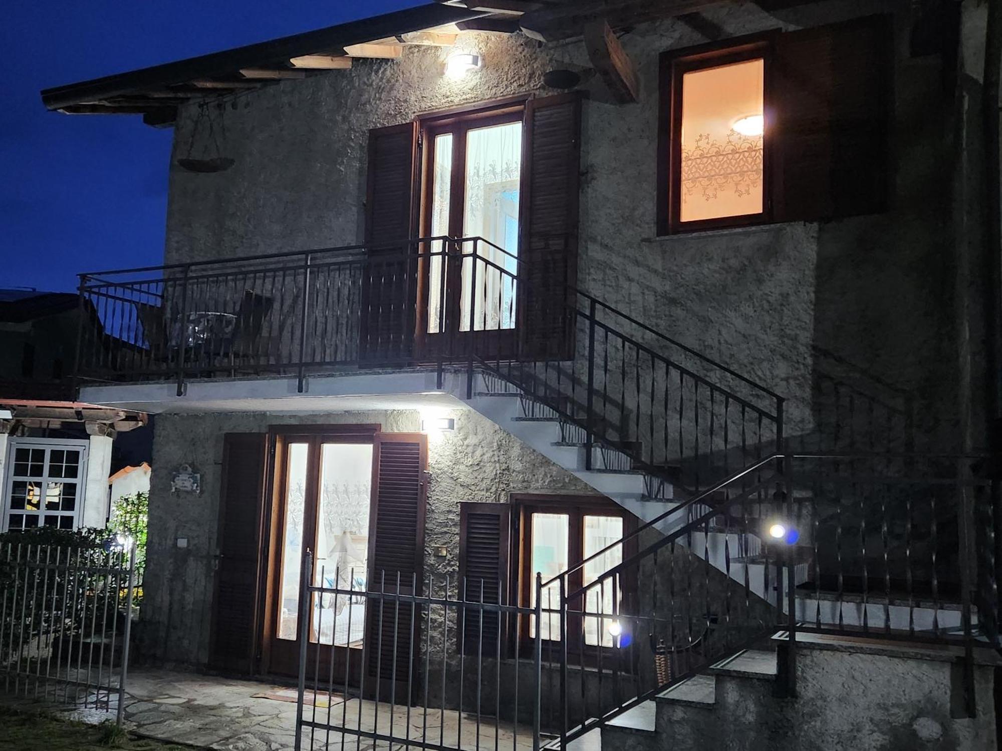 Laura'S Cottage With Lake View, Detached, 5 Kilometers From Varenna 리에르나 외부 사진