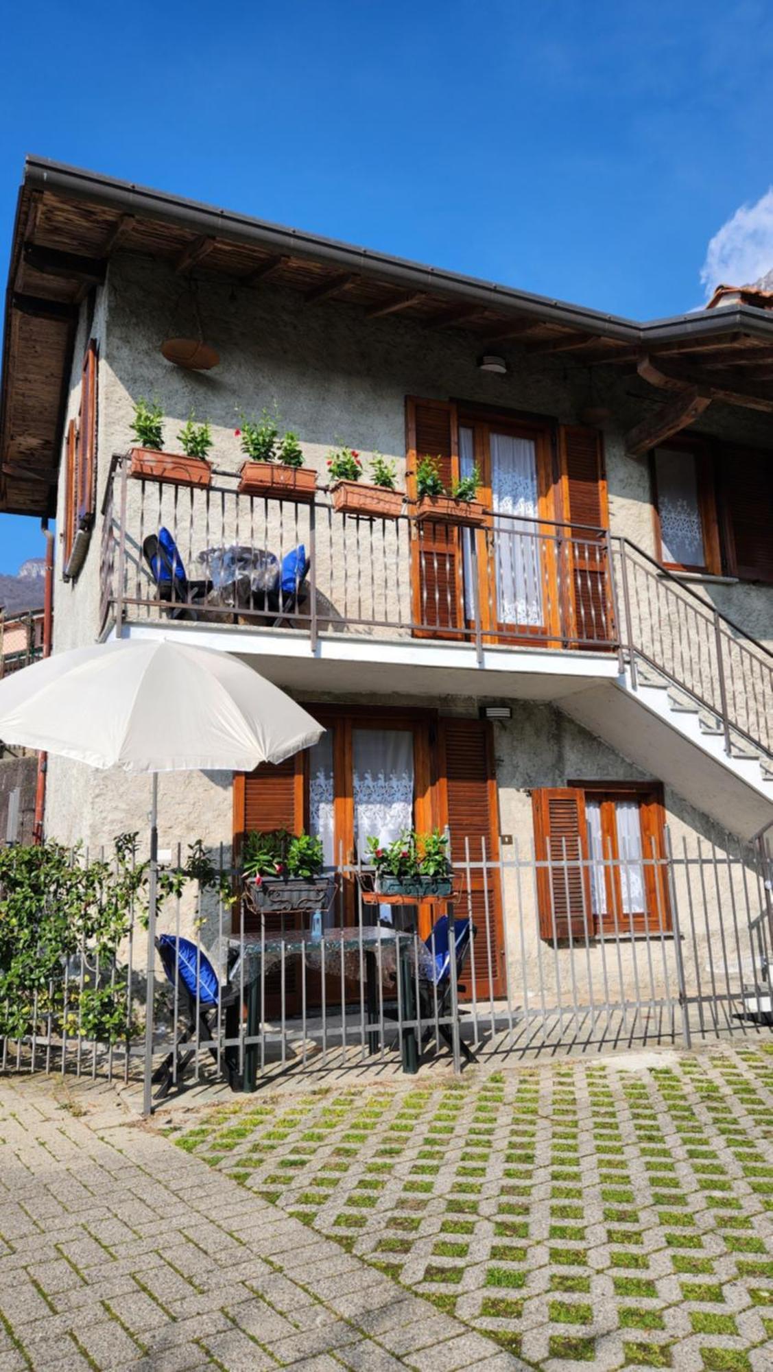 Laura'S Cottage With Lake View, Detached, 5 Kilometers From Varenna 리에르나 외부 사진