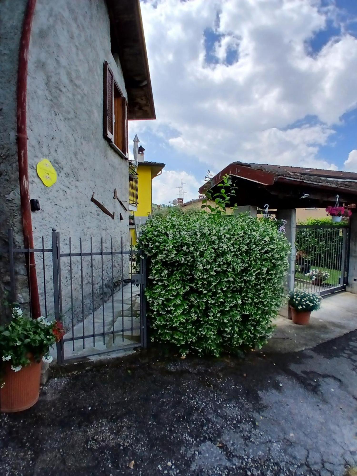 Laura'S Cottage With Lake View, Detached, 5 Kilometers From Varenna 리에르나 외부 사진