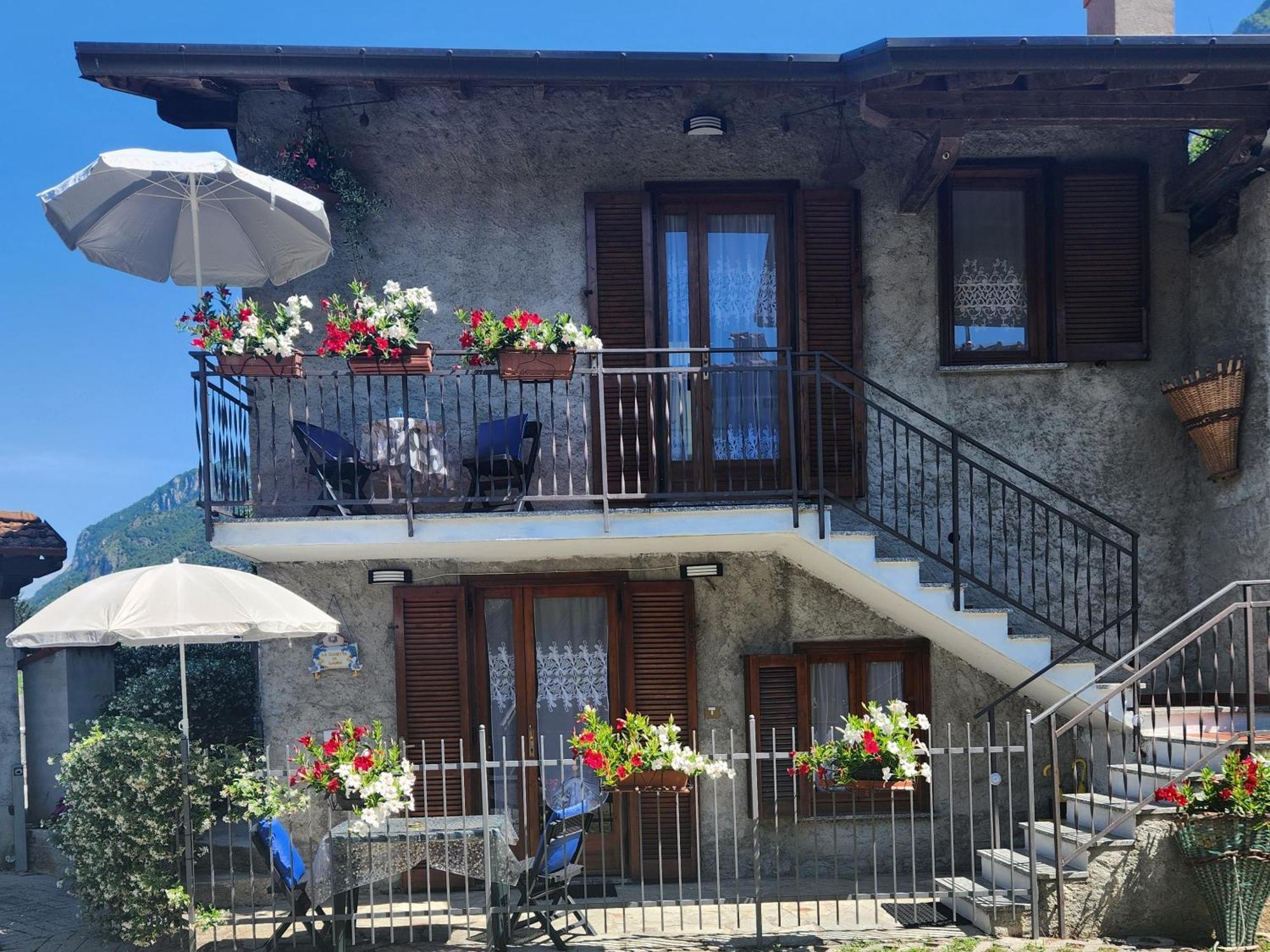 Laura'S Cottage With Lake View, Detached, 5 Kilometers From Varenna 리에르나 외부 사진